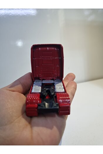 Hepsilazım Kırmızı Diecast Model Araç 9 Cm Scania V8 R730 Metal Çekici Oyuncak Tır Kafa