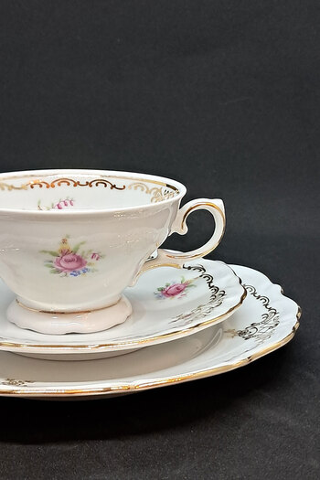 Bavaria Antique Porcelain Tea Cup with Bud Flower 3 Pieces 150 ml
