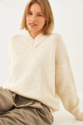 Bianco Lucci Women's V-Neck Knitwear Sweater 20247532