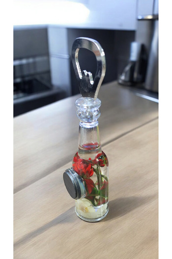 Ayver 2 Pieces of Magnetic Closet-Sticking Flower Motif Water Opener Cola Gas Opener