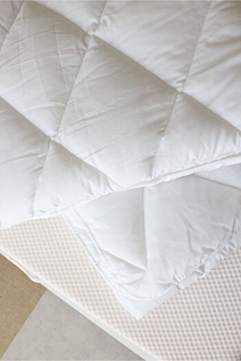 Demet Çeyiz Aksesuar Double Silicone Quilt