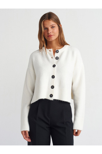 Dilvin 60280 Stand Collar Buttoned Soft Textured Slit Knitwear Cardigan-Ecru