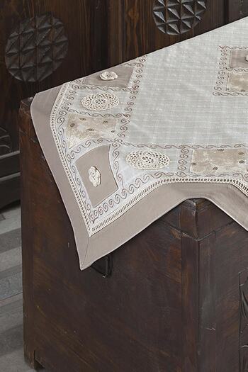 ÖDEL HOME Buldan Fabric Bordered Patched Embroidered Table Cloth