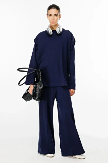 Hooopstore Navy Blue Compact Cotton Sweatshirt - Padded