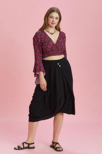 Los banditos Relaxed Cut Wide Pleated Black Large Size Skirt