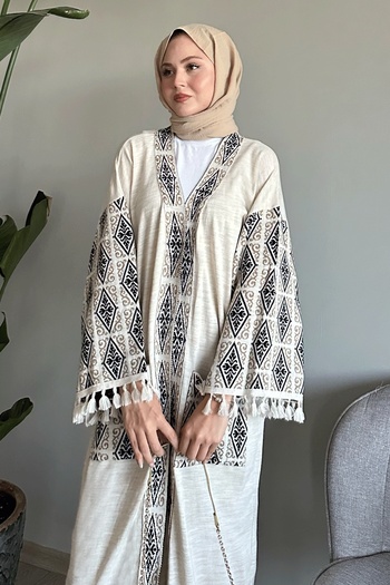 InStyle Ethnic Pattern Tasseled Ecru Kimono