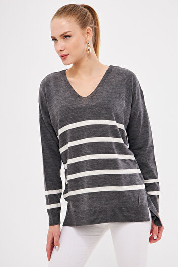 armonika Women's Anthracite V-neck Striped Short Front Long Back Sweater ARM-20K012008