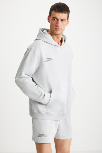 GRIMELANGE PAWAN Herren-Sweatshirt mit Fleece-Innenseite und Druckdetail in Hellgrau