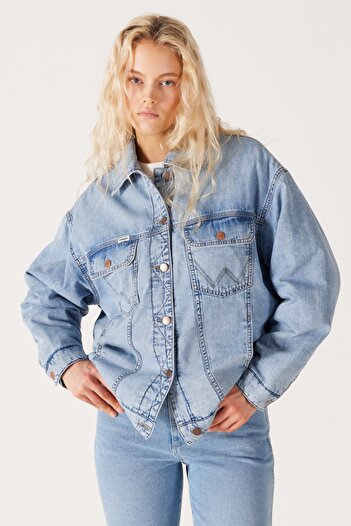 WRANGLER Relaxed Fit Широкий крій 100% бавовна Жіночий світло-синій джинсовий піджак Trucker Jean Denim