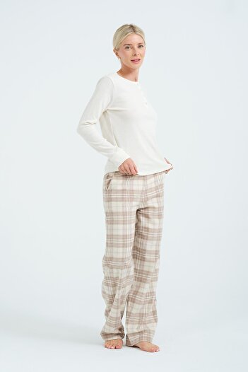 C&City Ecru Pajama Set - Crew Neck, Long Sleeve and Pocket 405111