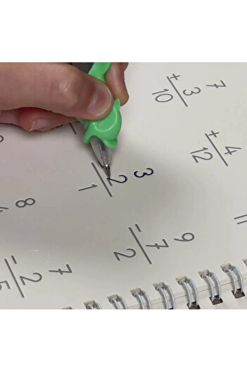 LRS STORE Sihirli Yazı Seti Silinebilir Kelemli Kabartmalı Defter Yazma Öğretici 4 Kitap+1 Kalem+5 Yedek Uç