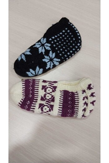 Papatyam 2 Pieces of Hand Knitted with Five Skewers - Home Booties and Handcrafted Booties