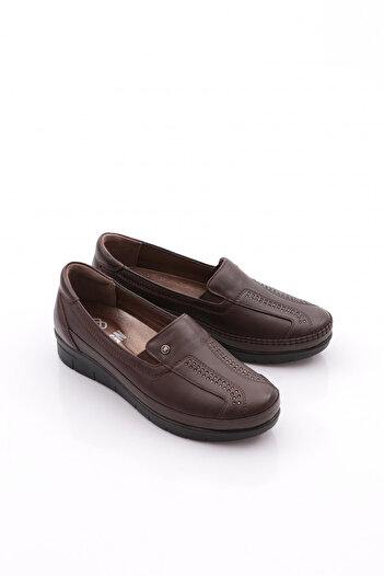 DGN Women's Comfort Shoes Brown 21113998