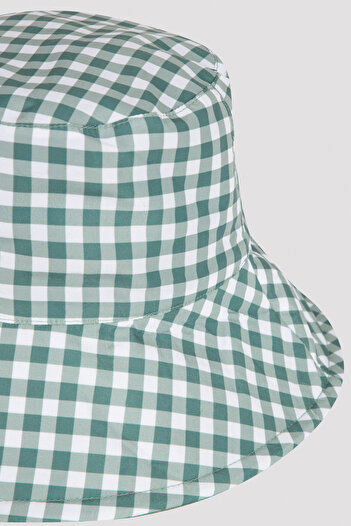 Penti Kaki Lacquer Hat