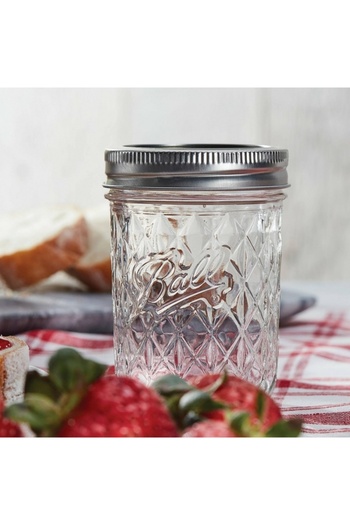 Ball 12-Piece Quilted Crystal Glass Jelly Jars with Lids 236.5ml