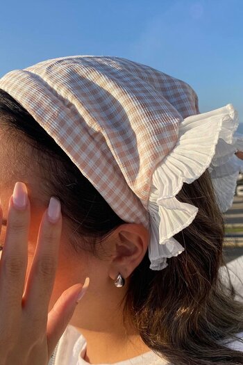 TAKIŞTIR Pink Color Scarf Detailed Gingham Patterned Crown