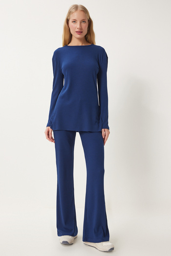 Happiness İstanbul Marineblaues Set aus gestrickter Bluse und Hose für Damen – bequemer Cord OW00054