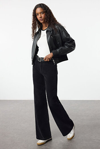 Trendyol Collection Straight Cut Black Velvet Trousers - Twoaw25Pl00104