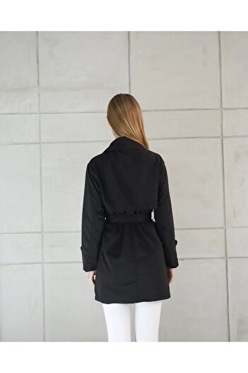 Brood Double Breasted Neckline Waist Tie Buttoned Thin Trench Coat
