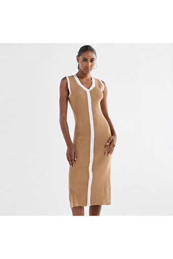 FAV Ribbed Sleeveless Button Down Dress with V-neck