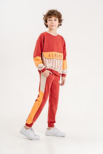 Mışıl Kids Always Brave Printed Kangaroo Pocket Detail Crew Neck Bottom Top Boy's Tracksuit Set