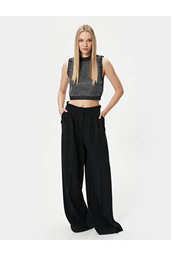 Koton Top din tricotaj crop metalic sclipitor - Decolteu