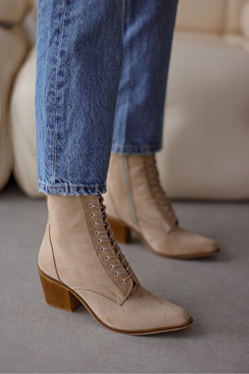 selinshoes Sue Pointed Toe Short Heeled Women's Boots - Beige Suede