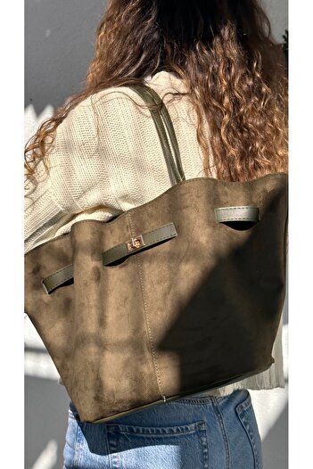 Boutiquehaki Geantă de umăr și crossbody cu snur din piele intoarsa Soone