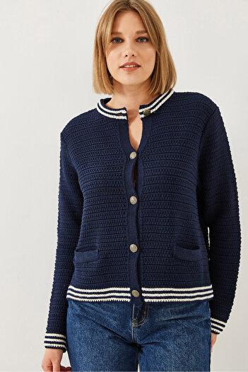 Bianco Lucci Women's Buttoned Pocket Detailed Knitwear Cardigan 20246247