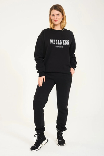 CONSTRAİN Σετ φόρμας Wellness Self Love - Μαύρο εμπριμέ κοστούμι Jogger Φούτερ με κουκούλα από καουτσούκ