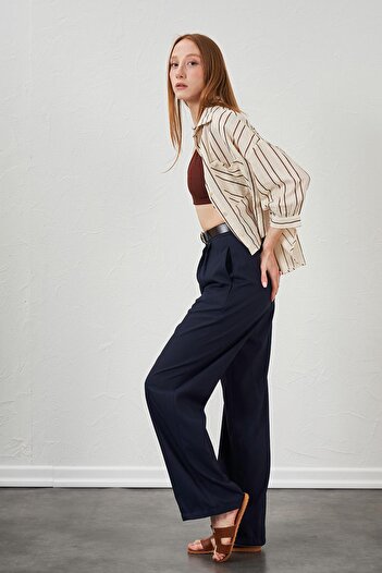 TENA Women's Navy Blue Double Pleated Belted Poly Viscose Palazzo Pants