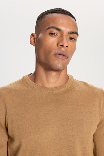 ALTINYILDIZ CLASSICS Ανδρικό πλεκτό πουλόβερ Camel Standard Fit Regular Cut Crew Neck