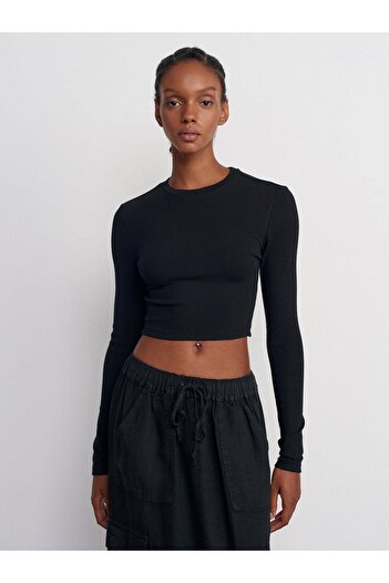 Moda Asrın Uzun Kollu Crop Top-siyah