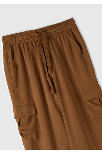 United Colors of Benetton Women's Tan 100% Viscous Waist Drawstring 4-Pocket Skinny Trousers