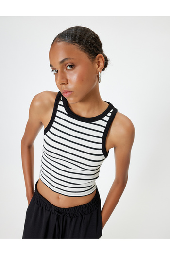 Koton Crew Neck Slim Fit Crop Top - Sleeveless