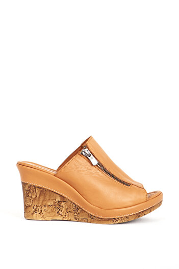 Dericlub Women's Wedge Heel Thick Banded Slippers Real Leather Zy 6137 Tan