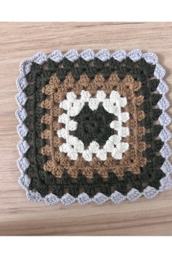 Teknotik 2-Piece Natural Hand-Knitted - Square Teapot and Trivets