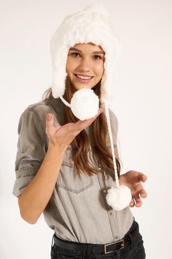 MARBERRY Women's Ecru Pompom Beret