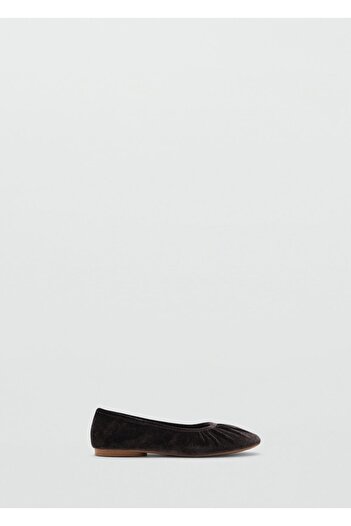 MANGO Kids Features of Shoes - Comfortable and Fashionable