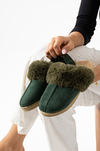 Moda Devrin Green Furry Elastic Slippers Home and Outdoor Slippers (Cloth Change Can Be Tone Difference)