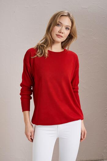 TENA Women's Red Crew Neck Basic Knitwear Sweater