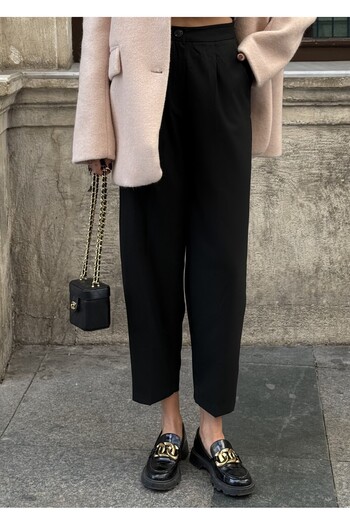 Laluvia Black Baggy Fabric Trousers-3529