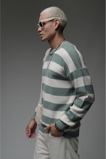 king brich Crew Neck Striped Oversize Sweater