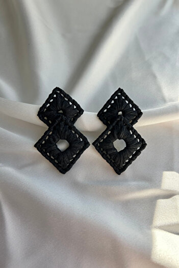 CAPPELLO DESİGN Baklava Pattern Black Earrings