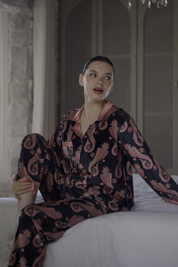 Mita Concept Velour Fabric Pajama Set