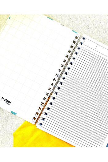 Hobbi Tasarım 110 Model School Notebook - Leaf Checked, 17X24 Cm, Hard Cover, 4 Sections