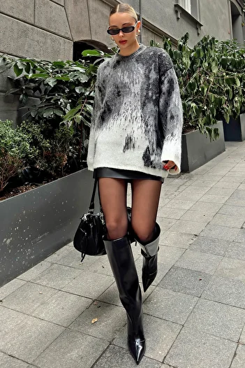 Swist Gray True Abstract Pattern Crew Neck Women's Knitwear Sweater