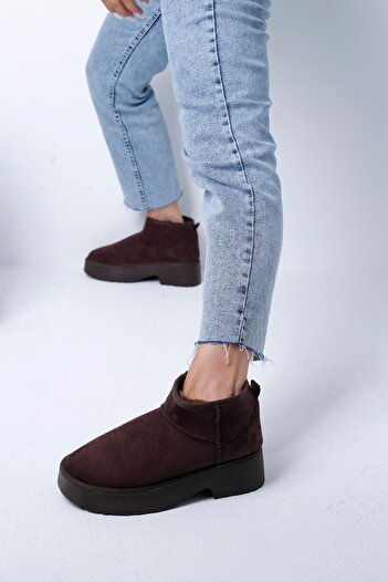 Beyond Γυναικείες Καφέ Ψηλοτάκουνες Μπότες Ultra Mini Furry Suede 4,5cm BYNDUM04