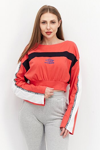 UMBRO Women Sportswear Fit Brand Logo Outdoor Crop Top, Red