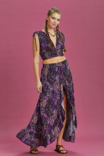 Los banditos Deep Front Slit Ruffled Patterned Gypsy Skirt